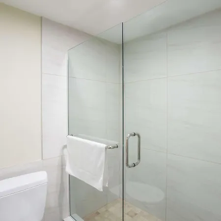 Hotel Ramada By Wyndham Culver City à Los Angeles Extérieur photo