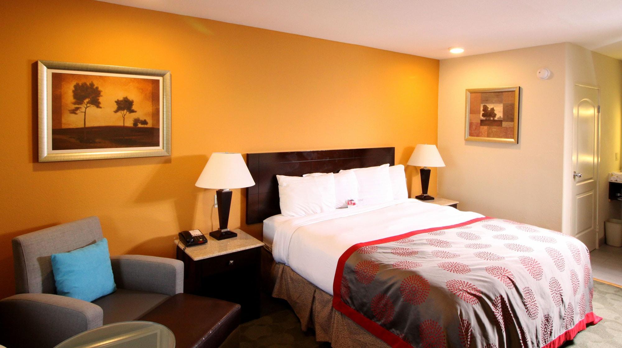 Hotel Ramada By Wyndham Culver 3*