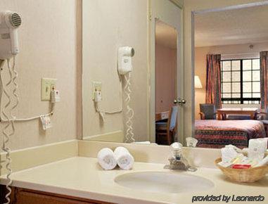 Ramada By Wyndham Culver