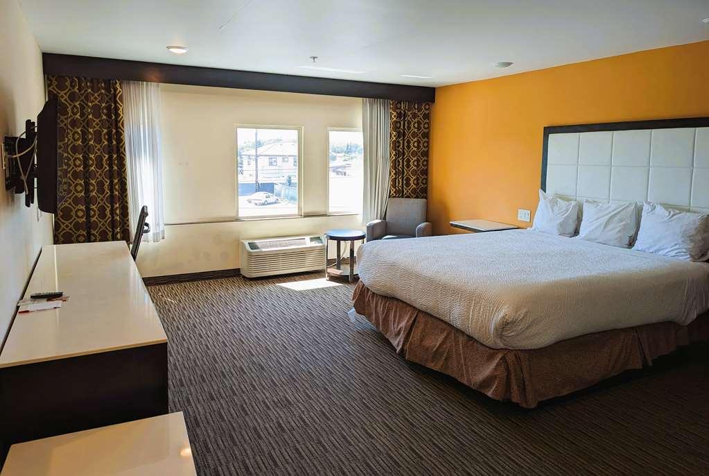 Ramada By Wyndham Culver City 3* Los Angeles