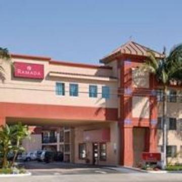 Hotel Ramada By Wyndham Culver