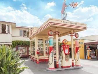 Hotel Ramada By Wyndham Culver 3*